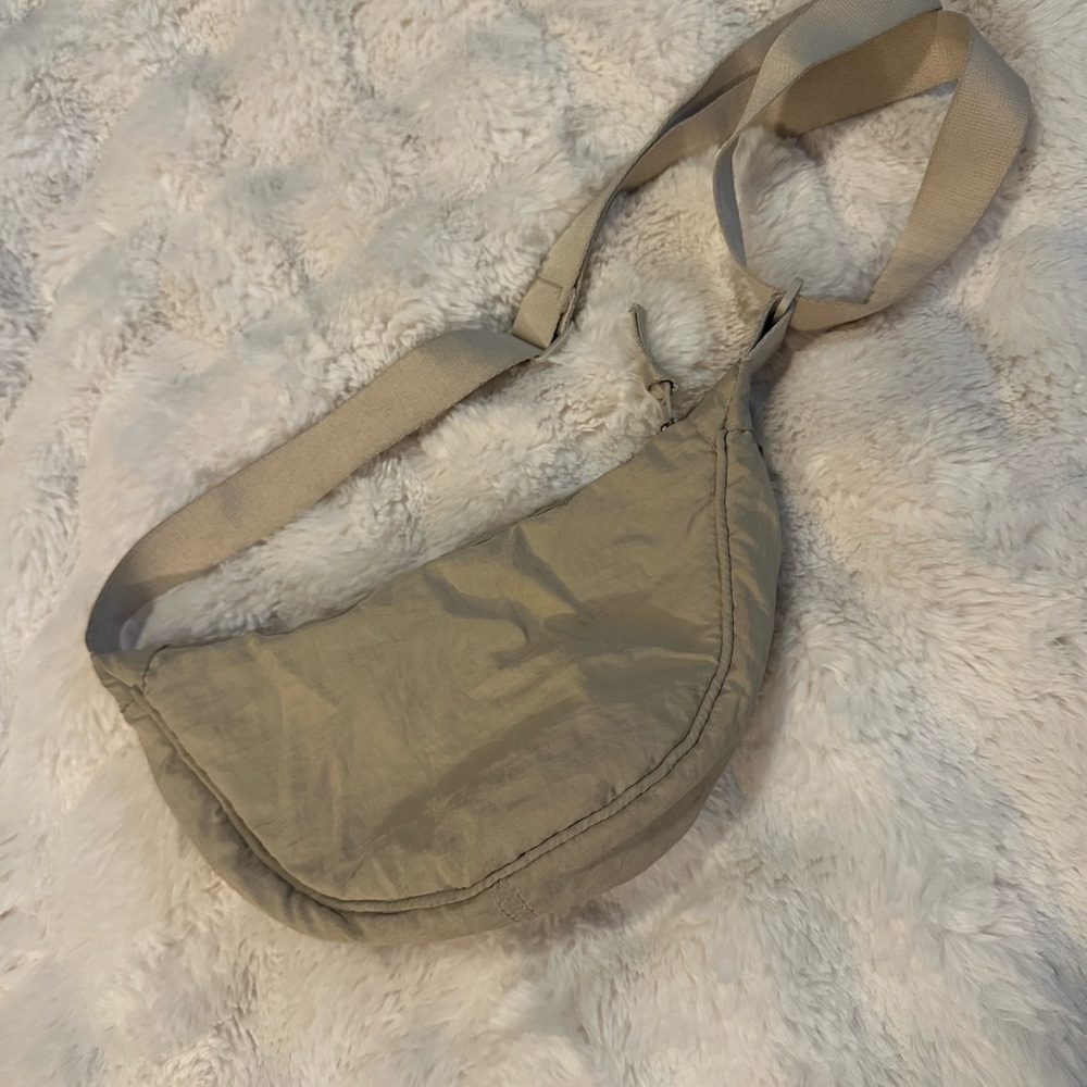 Chic Tan Crossbody Bag